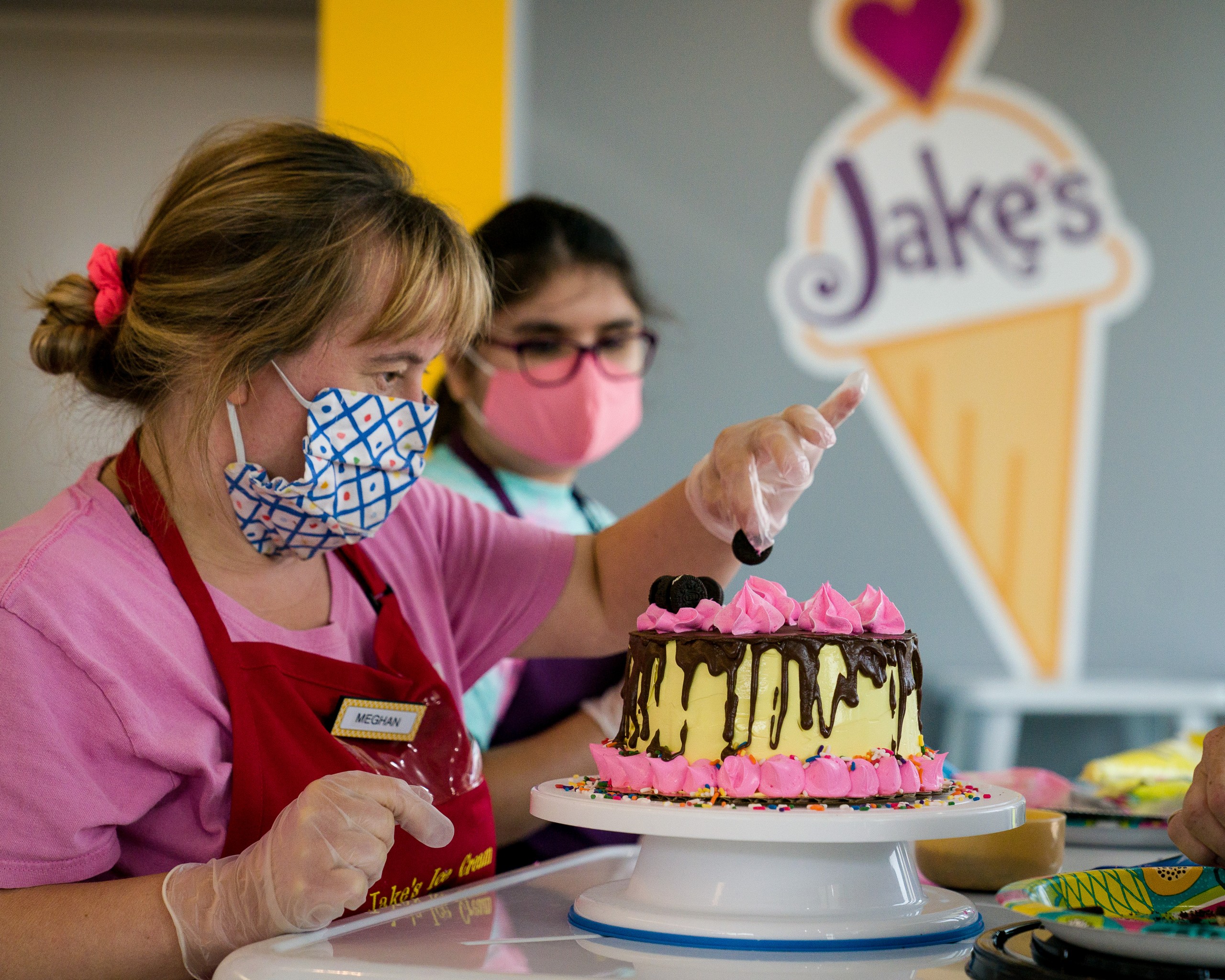 Jake's Ice Cream in Falls Church Employs People With Disabilities